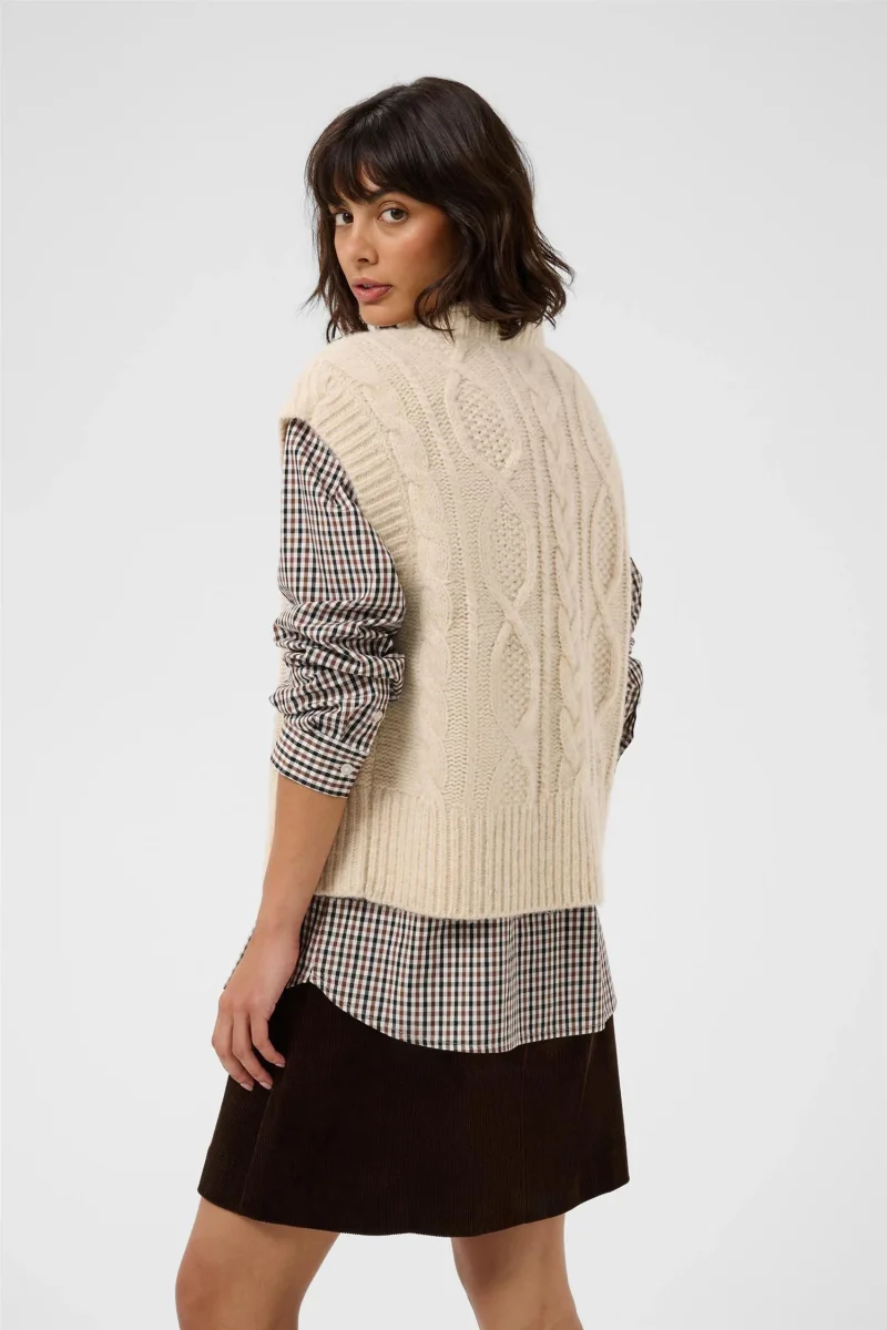 Chaninapw Waistcoat Beige - Image 7